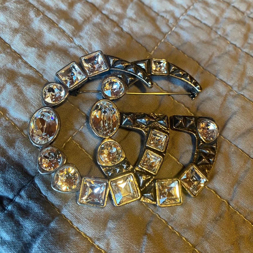 Gucci Brooch (Authentic)